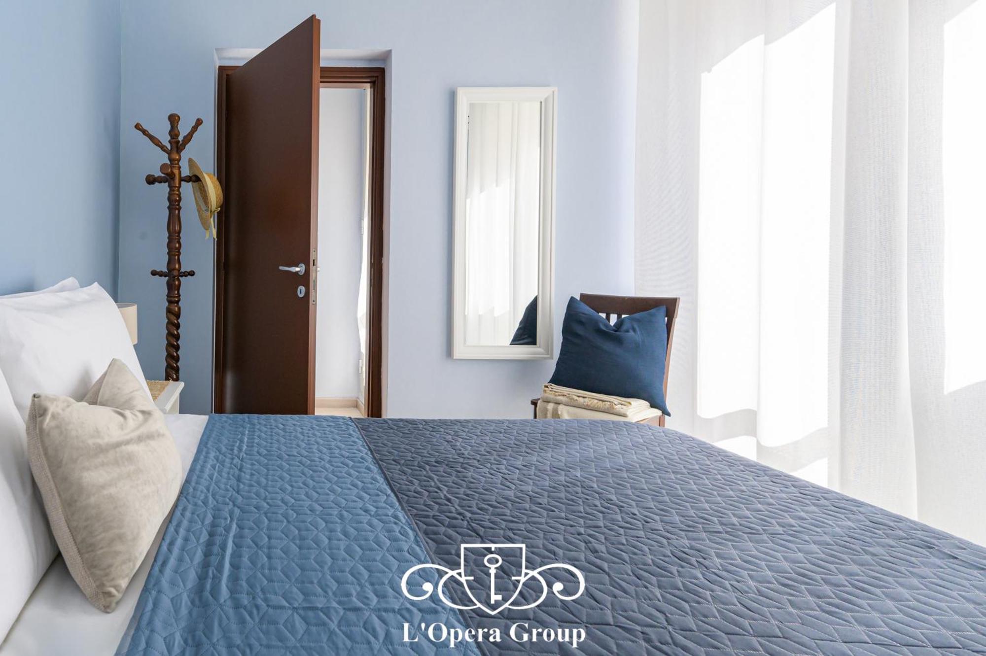 Scent Of The Sea Apartment - L'Opera Group Специя Екстериор снимка