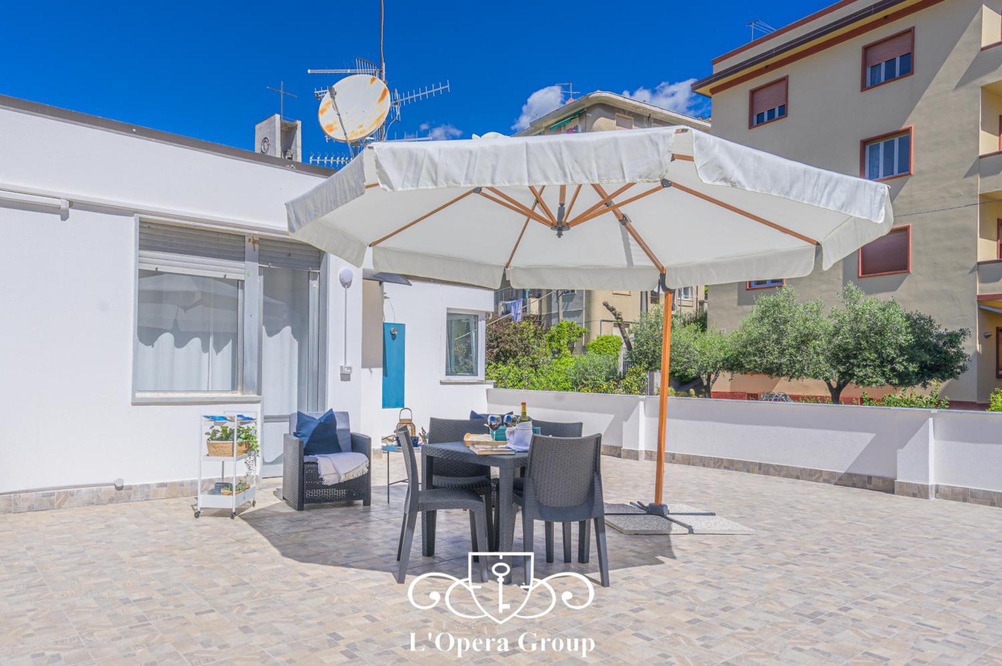 Scent Of The Sea Apartment - L'Opera Group Специя Екстериор снимка