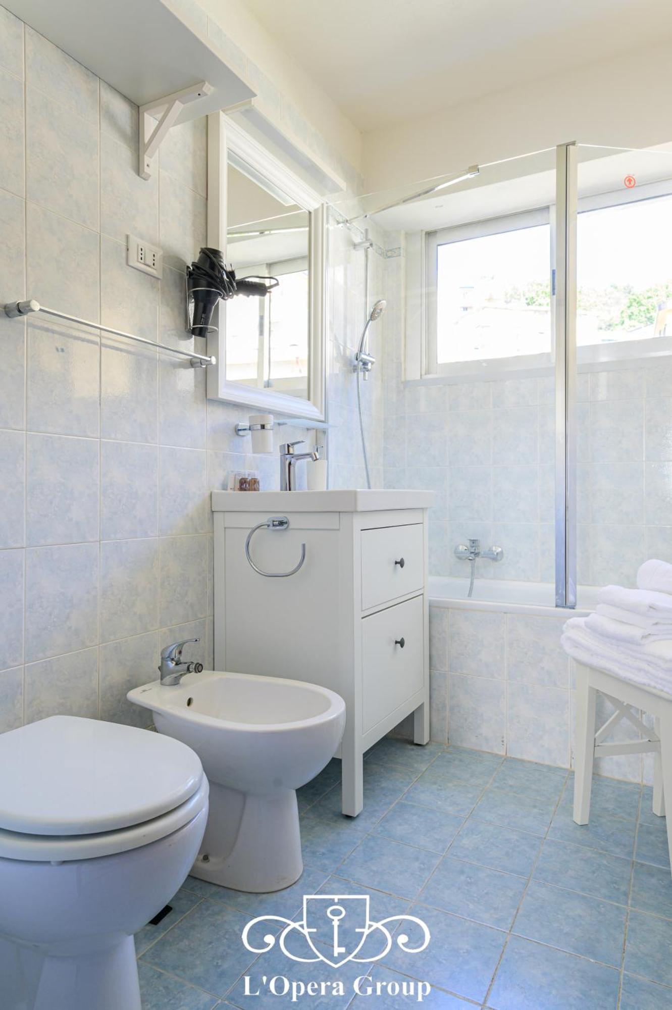 Scent Of The Sea Apartment - L'Opera Group Специя Екстериор снимка